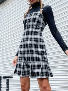 Vestido de tirantes bajo con fruncido de cuadros - Blanco y Negro - Ver 4