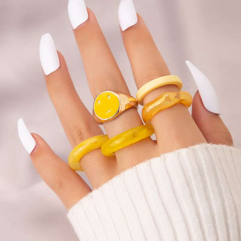 

5pcs Cartoon Decor Ring, Yellow