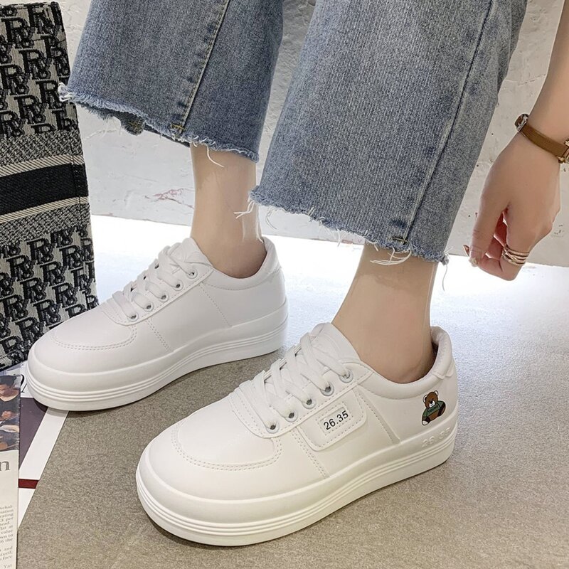 

Cartoon Print Lace-up Front Skate Shoes, White