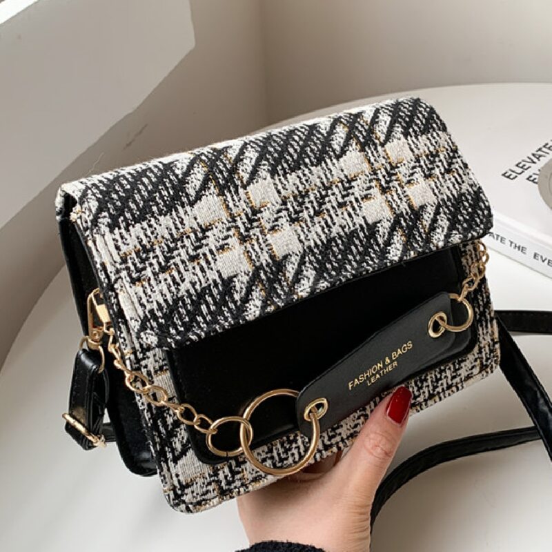 

Chain Decor Tweed Decor Crossbody Bag, Black and white