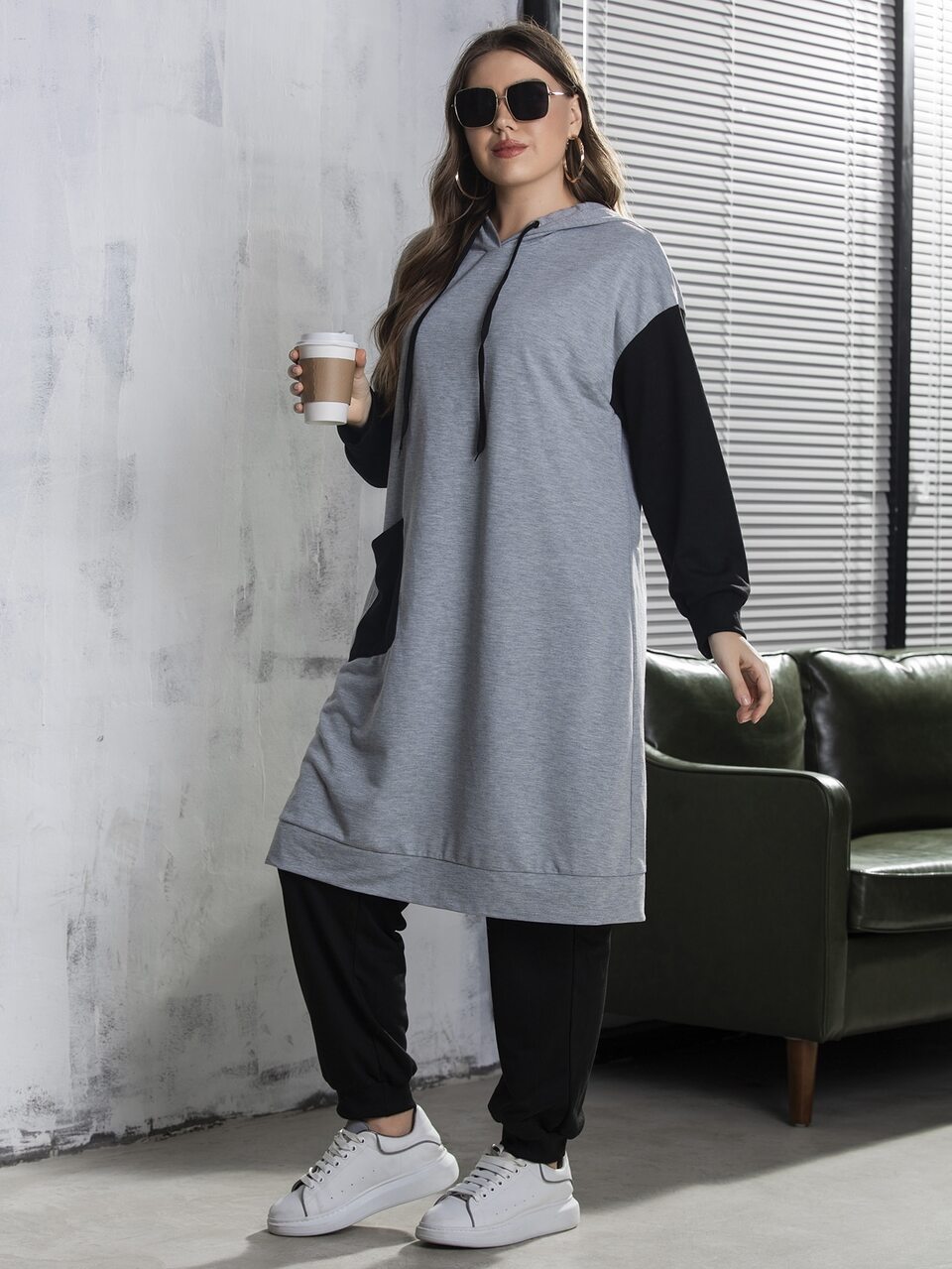 Plus Two Tone Pocket Patched Drawstring Longline Hoodie & Sweatpants