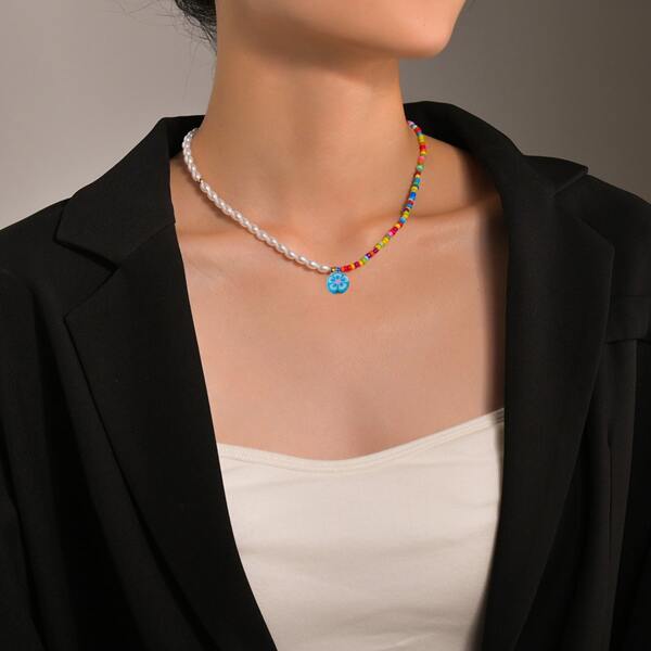 

Flower Charm Beaded Necklace, Blue