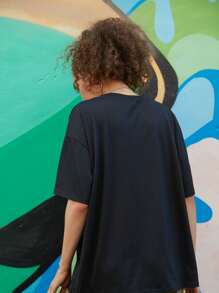 ROMWE Street Life Bear & Slogan Graphic Tee - Black - View 2