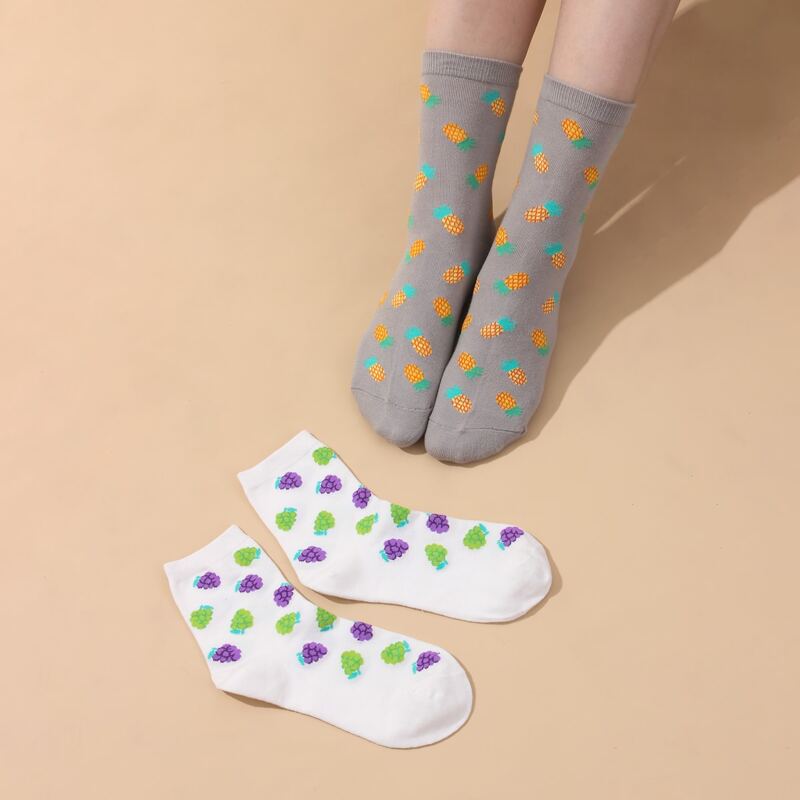 

2pairs Fruit Print Crew Socks, Multicolor