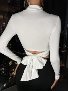 SHEIN Privé Cut Out Cross Wrap Knot Mock Neck Crop Tee - White - View 2