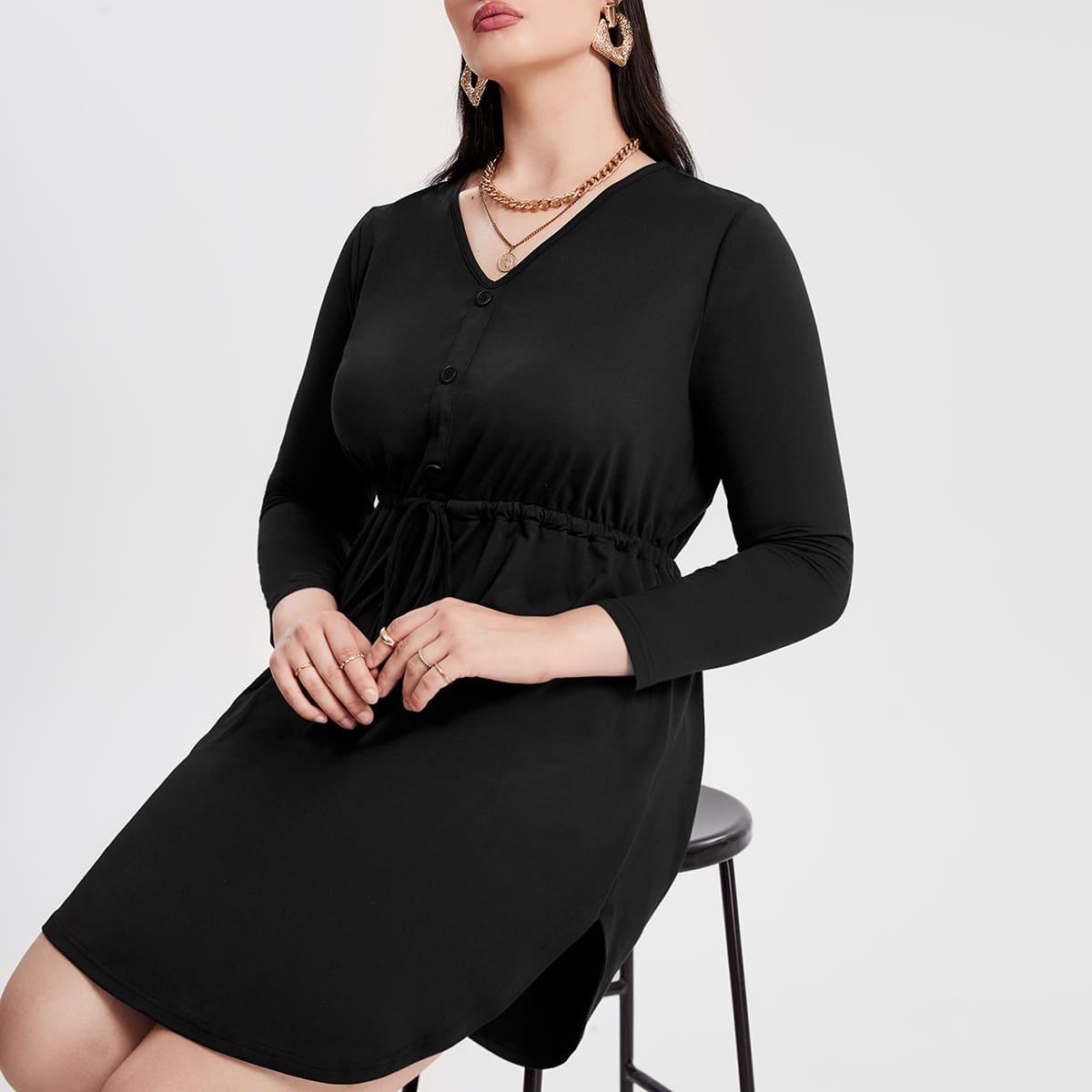 размера плюс Платье на кулиске с изогнутым подолом