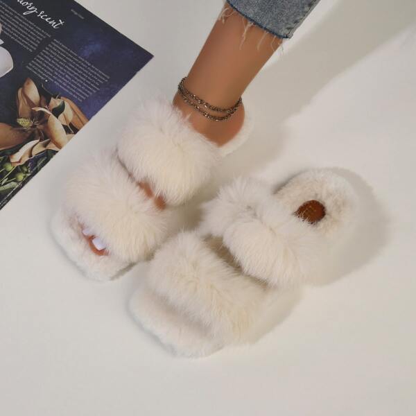

Minimalist Fluffy Slippers, Beige