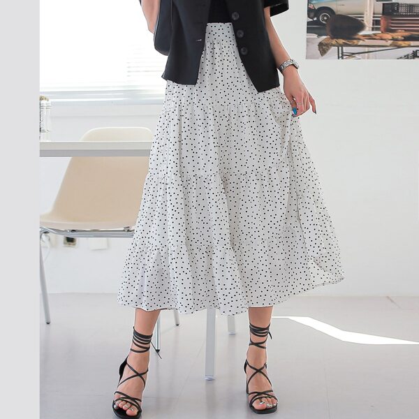 

Polka Dot Print Ruffle Hem Flare Skirt, White