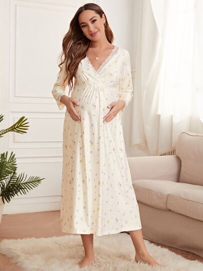 Moonlight&Mama 孕妇碎花蕾丝边休闲连衣裙，适合妈妈们在秋季和冬季穿着