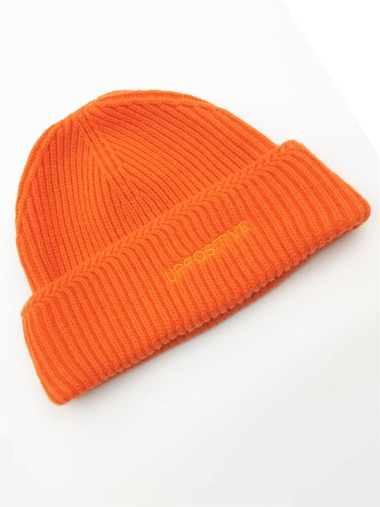 Gorro con bordado de letra - Naranja - Añade 2