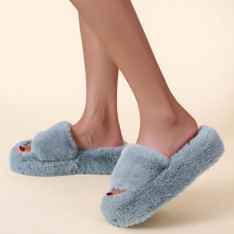 

Minimalist Fluffy Home Slippers, Blue