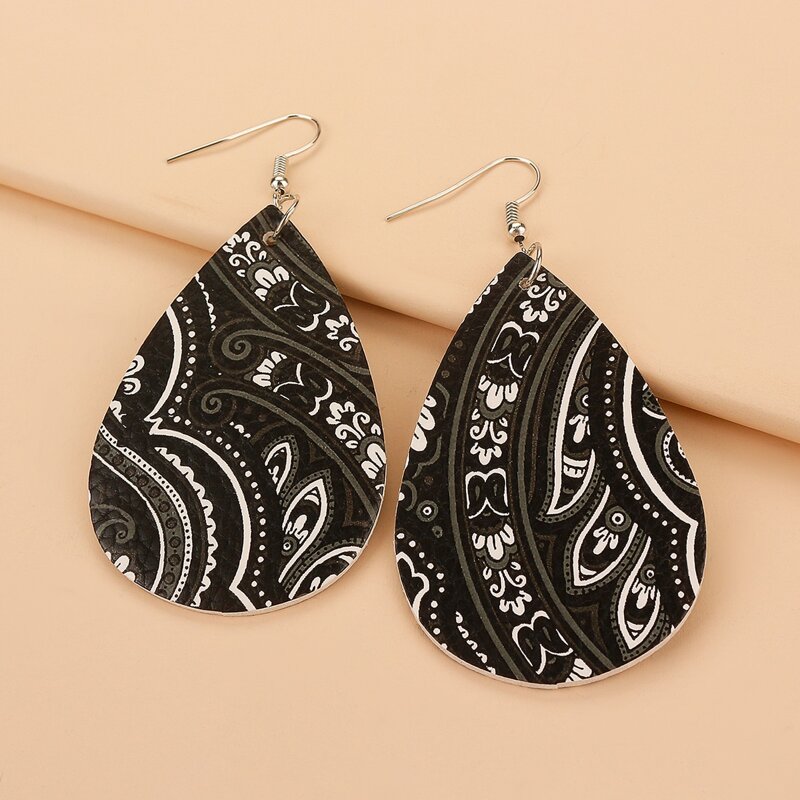 

Graphic Water Drop Shaped Earrings, Black