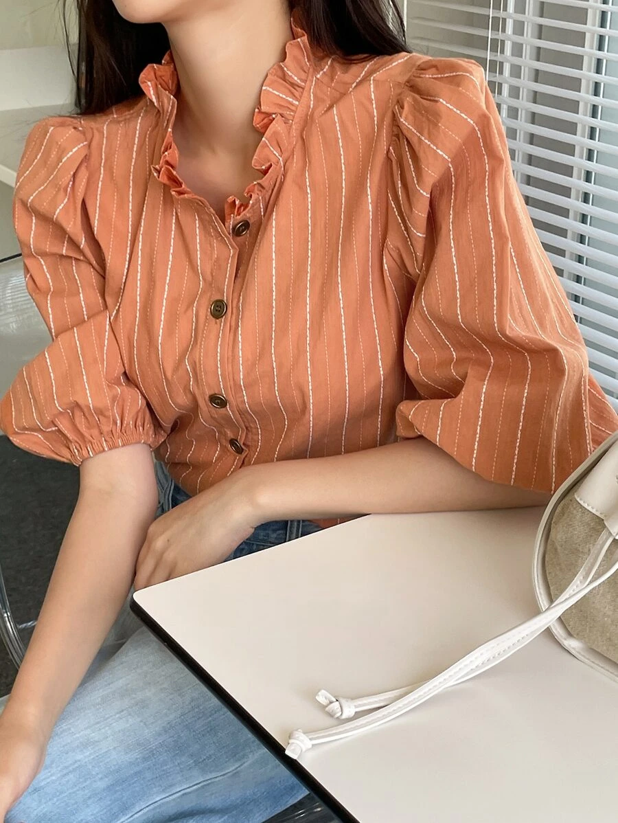 DAZY 條紋圖案荷葉邊領口燈籠袖襯衫 - 橘色 - 查看 1