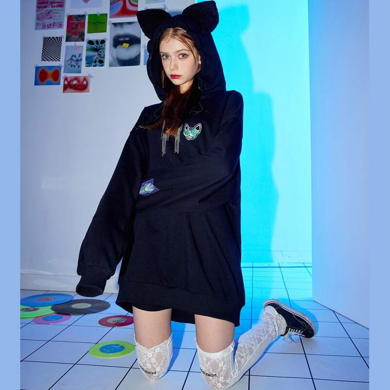 

Patched Detail Cartoon Embroidery Drop Shoulder Drawstring Hoodie, Black