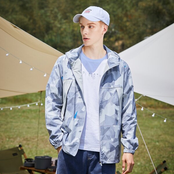 

Men Geo Print Zipper Hooded Jacket Without Tee, Multicolor