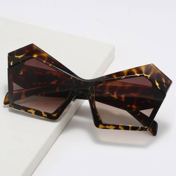 

Tortoiseshell Frame Sunglasses