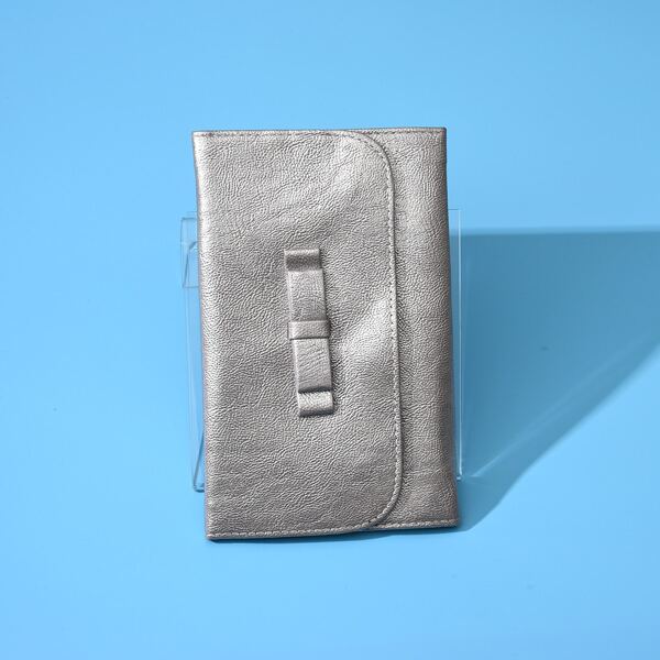 

Bowknot Decor Makeup Bag, Silver