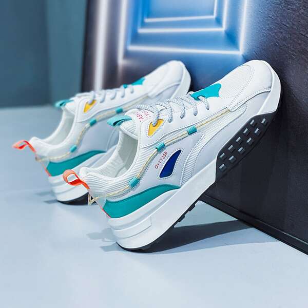 

Men Colorblock Breathable Lace-up Front Sneakers, White