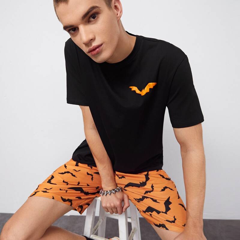 

Guys Bat Print Tee & Shorts Lounge Set, Multicolor