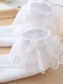 小女童蕾絲邊襪子