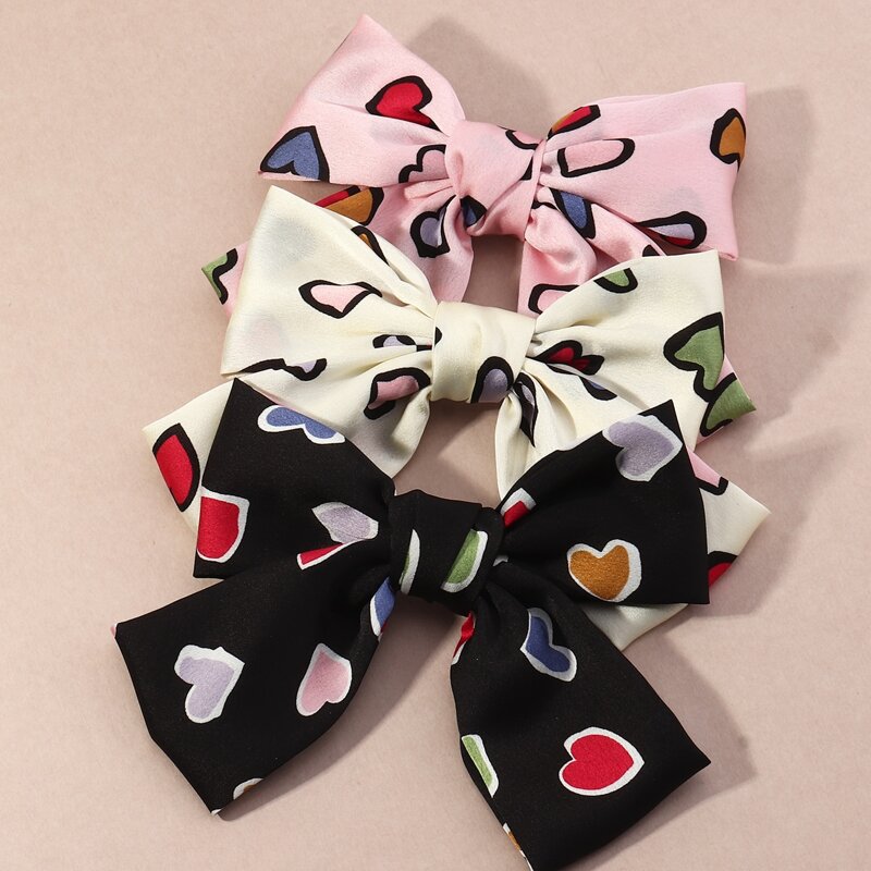 

3pcs Heart Graphic French Clip, Multicolor