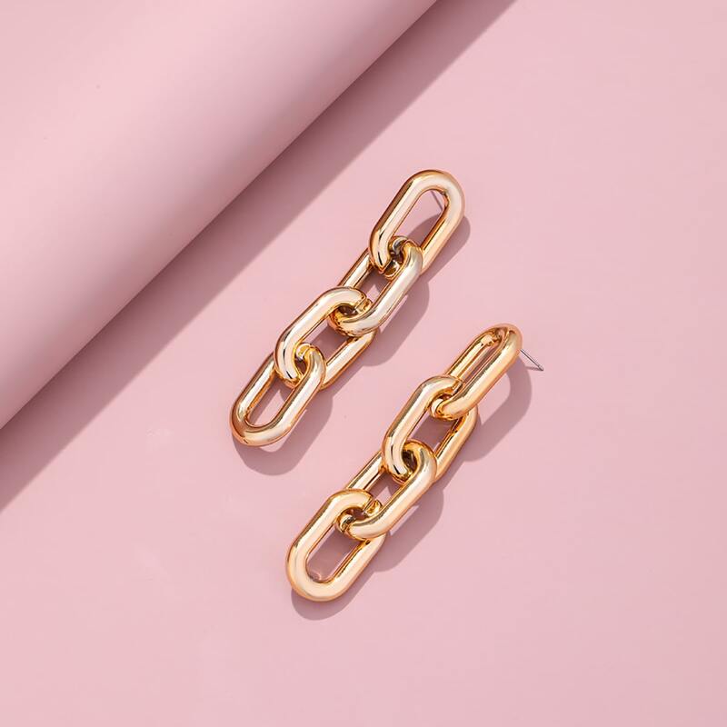 

Chain Design Earrings, Gold