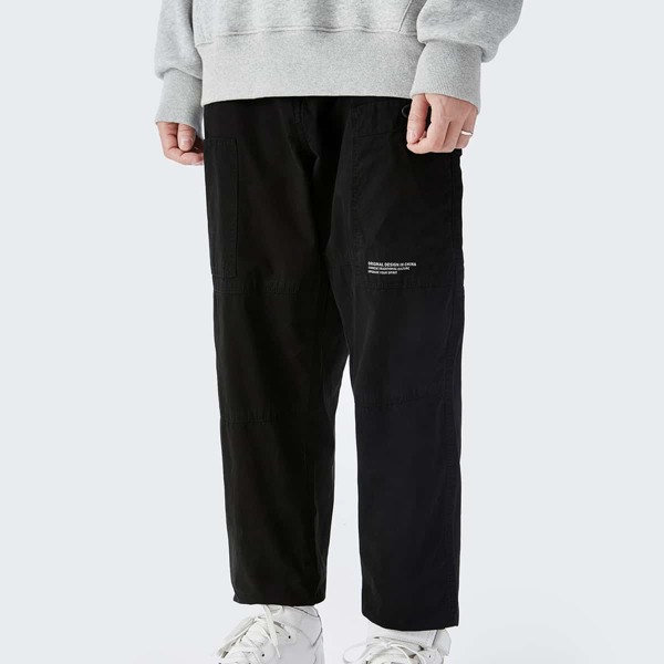 

Men Slogan Graphic Patch Pocket Cargo Pants, Black