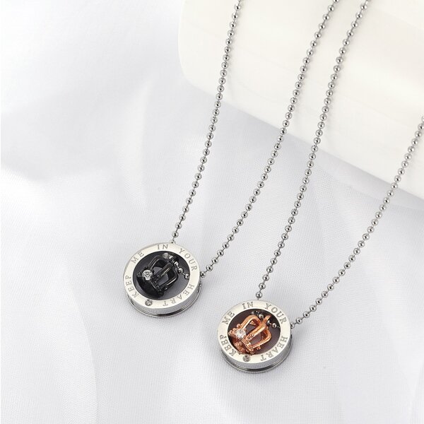 

2pcs 18K Gold Plated Crown Charm Necklace, Silver