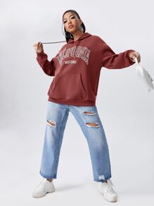 Flirla Sudadera con cordón y bolsillo tipo canguro con gráfico de letras en talla grande - Color caoba - Ver 4