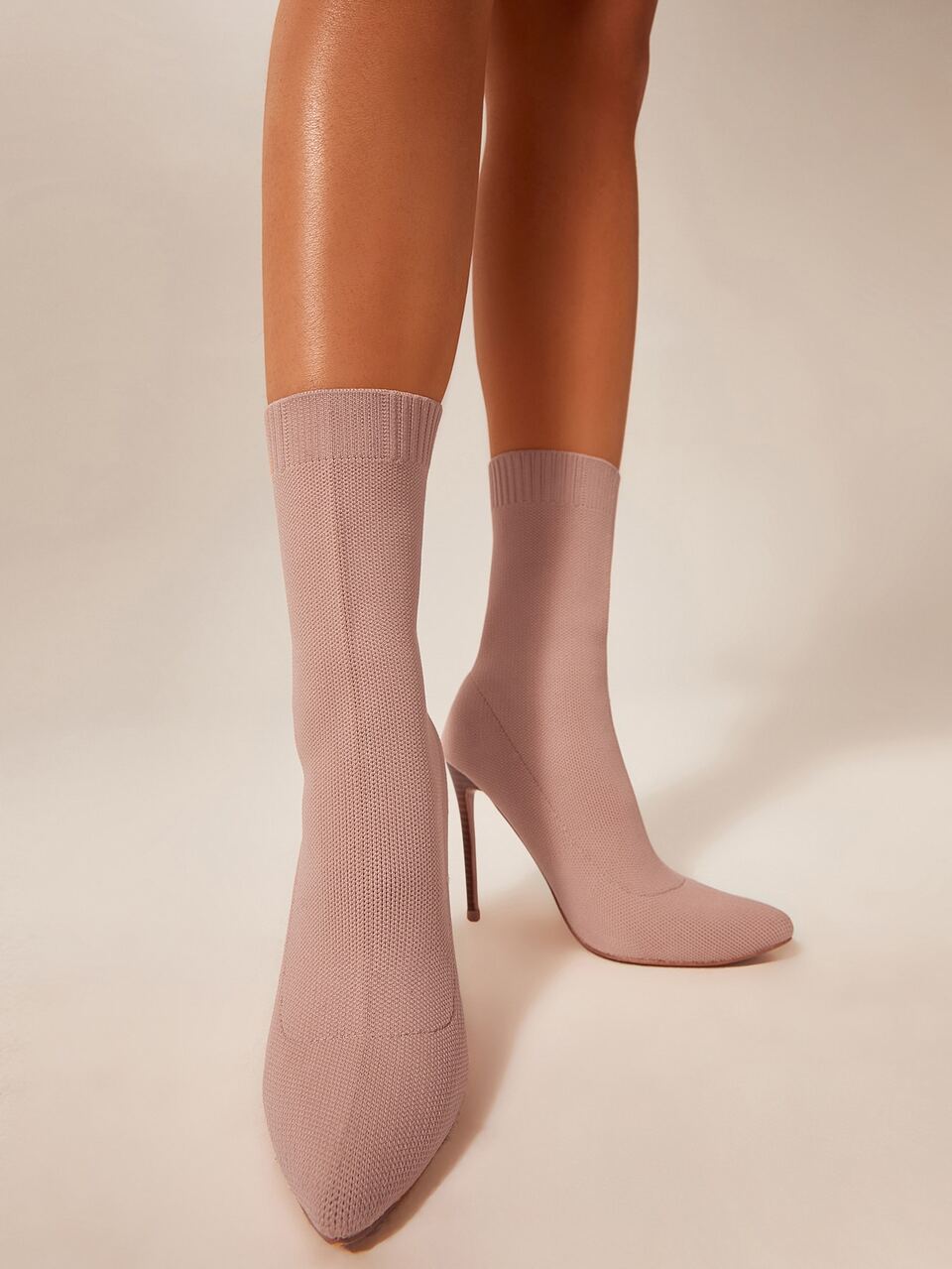 Minimalist Point Toe Sock Boots