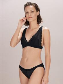 Luvlette X Ubras Lingerie Contrast Lace Scallop Trim Bra - Black - View 3