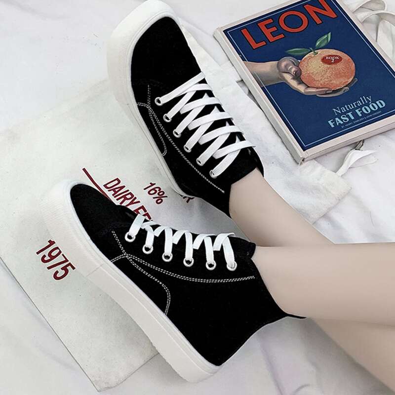 

Lace up Front Canvas Shoes, Black