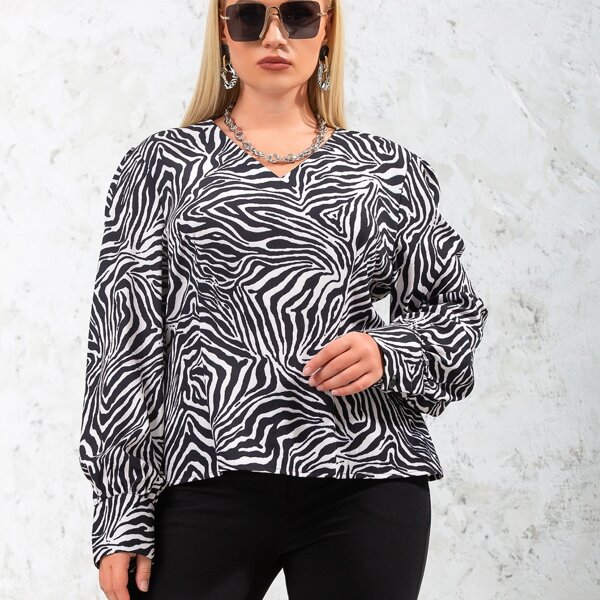 

Plus Zebra Print V Neck Blouse, Black and white