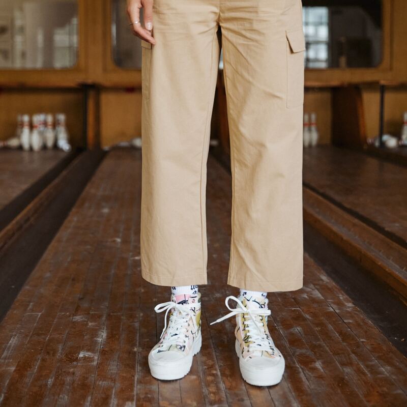 

Solid Button Fly Cargo Pants, Khaki