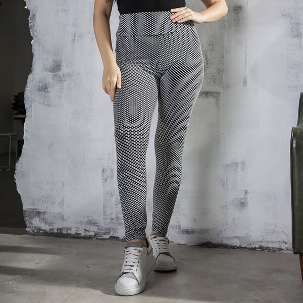 

Plus Wideband Waist Honeycomb Textured Leggings, Black and white