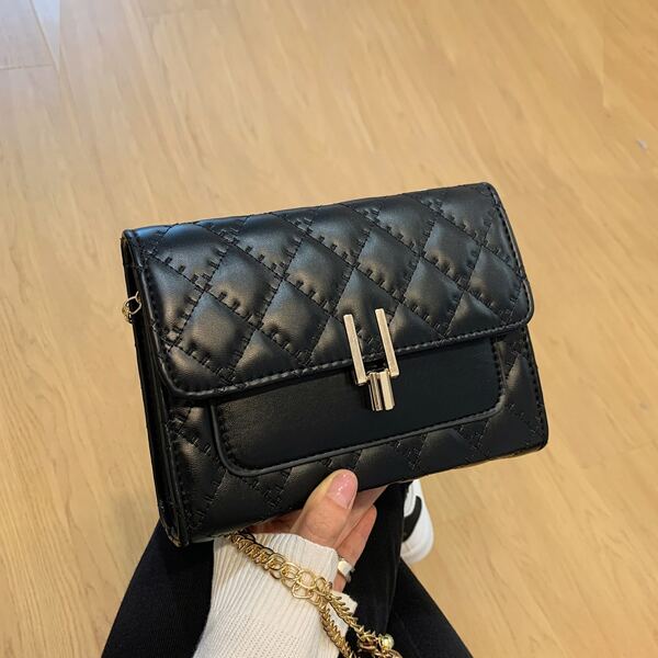 

Quilted Flap Chain Shoulder Bag, Black