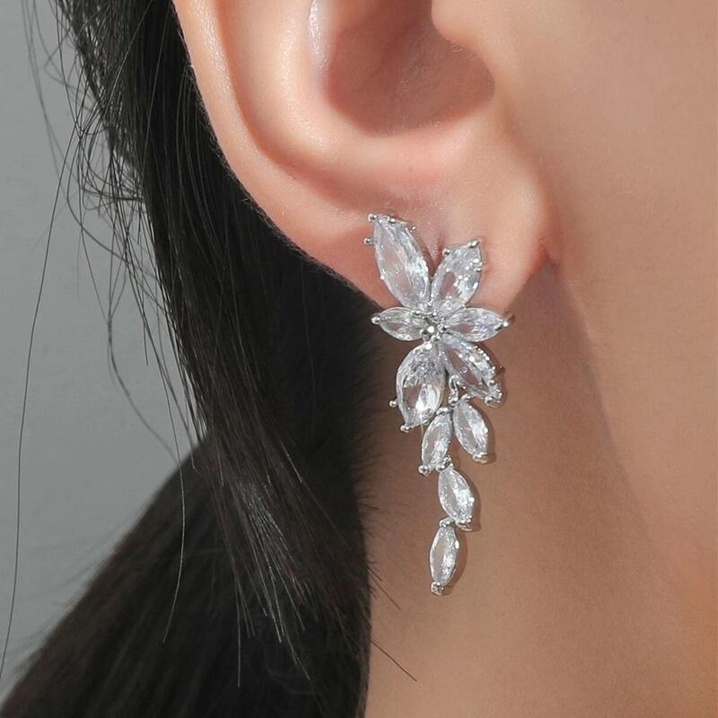 

Rhinestone Decor Earrings, Silver