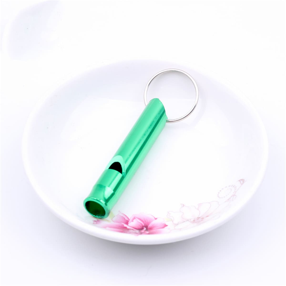 

2pcs Random Color Whistle Keychain, Multicolor