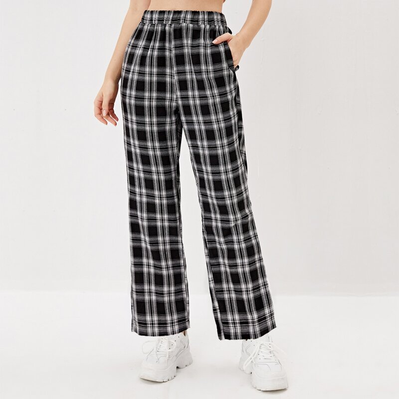 

Plaid Print Pants, Black and white