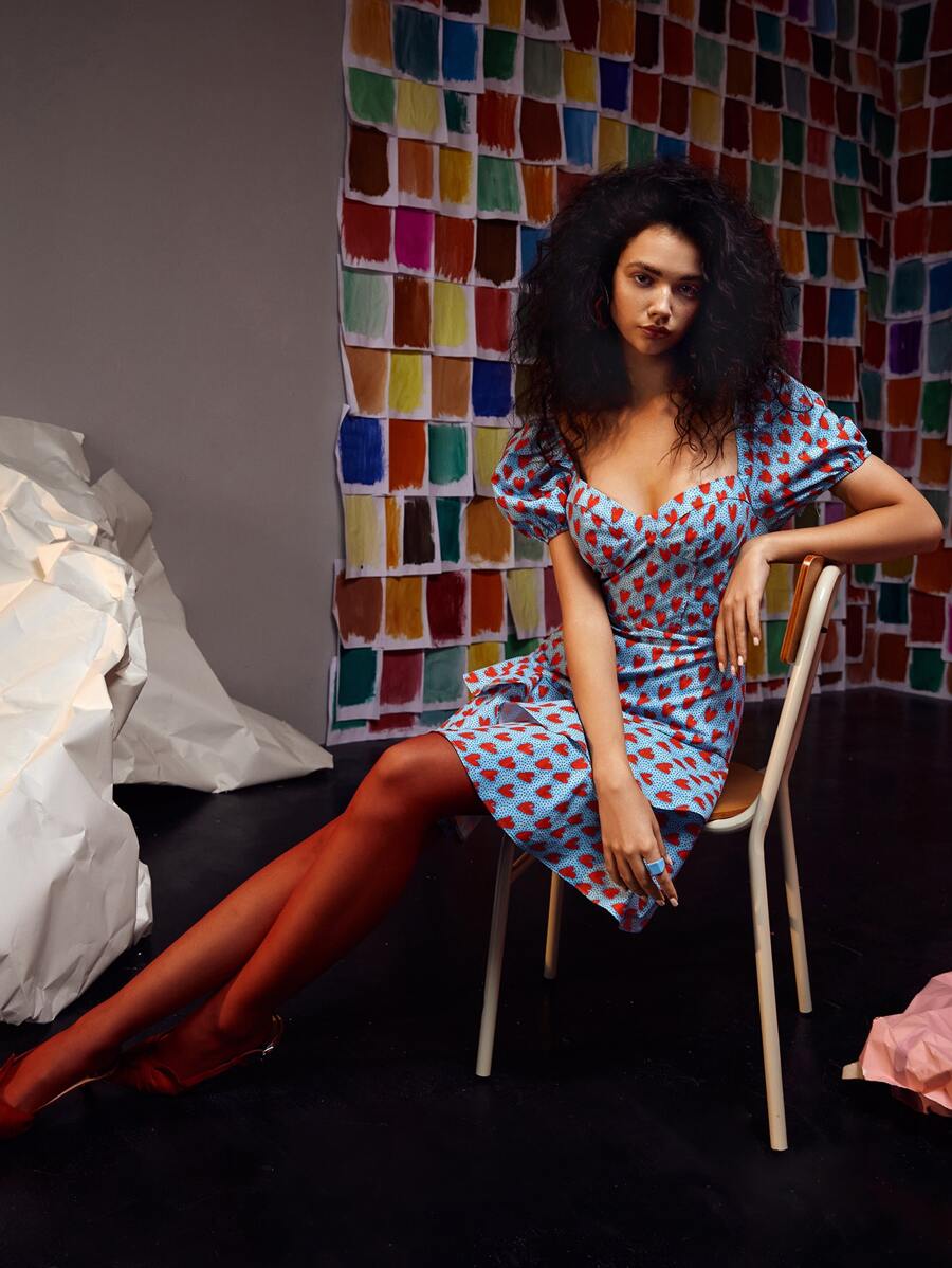 CIRCE Allover Heart Tay Phồng Shirred Back Sundress Không Nơ - Nhiều màu - Xem 1