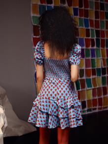 CIRCE Allover Heart Tay Phồng Shirred Back Sundress Không Nơ - Nhiều màu - Xem 4