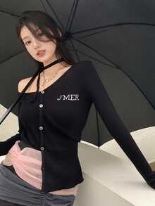 Cardigan Asimetris dengan Bordir Huruf - Hitam - View 3