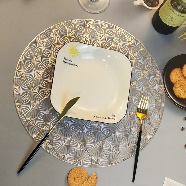 

1pc Leaf Hollow Placemat, Silver