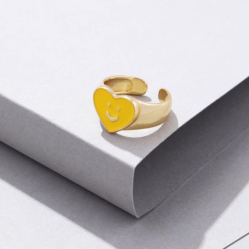 

Heart Decor Ring, Yellow