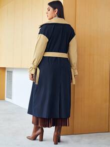 Mulvari Plus Lapel Neck Colour Block Drop Shoulder Belted Trench Coat - Navy Blue - View 3