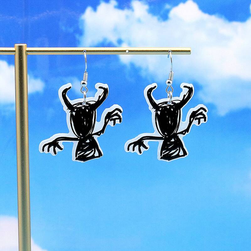 

Graphic Drop Earrings, Black
