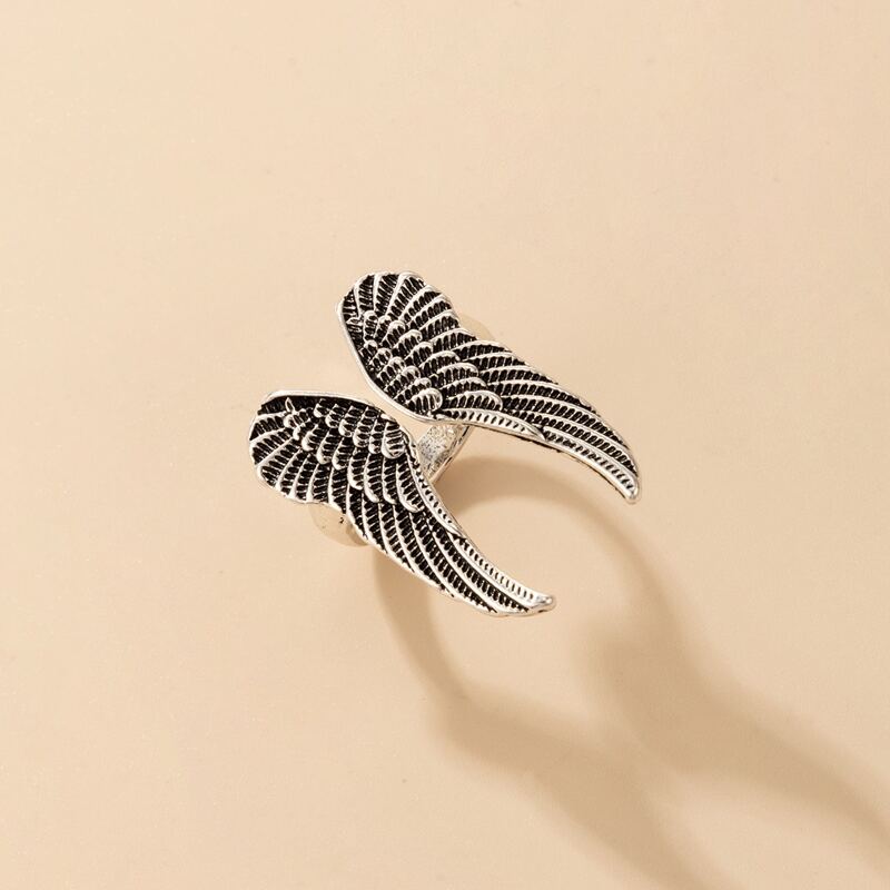 

Wing Decor Ring, Antique silver