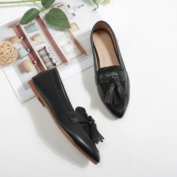 

Girls Minimalist Tassel Decor Loafers, Black