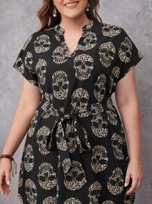 EMERY ROSE 大碼缺口V領豹紋骷髅頭圖案腰帶蝙蝠袖弧形下擺連衣裙 - 黑色 - 查看 5