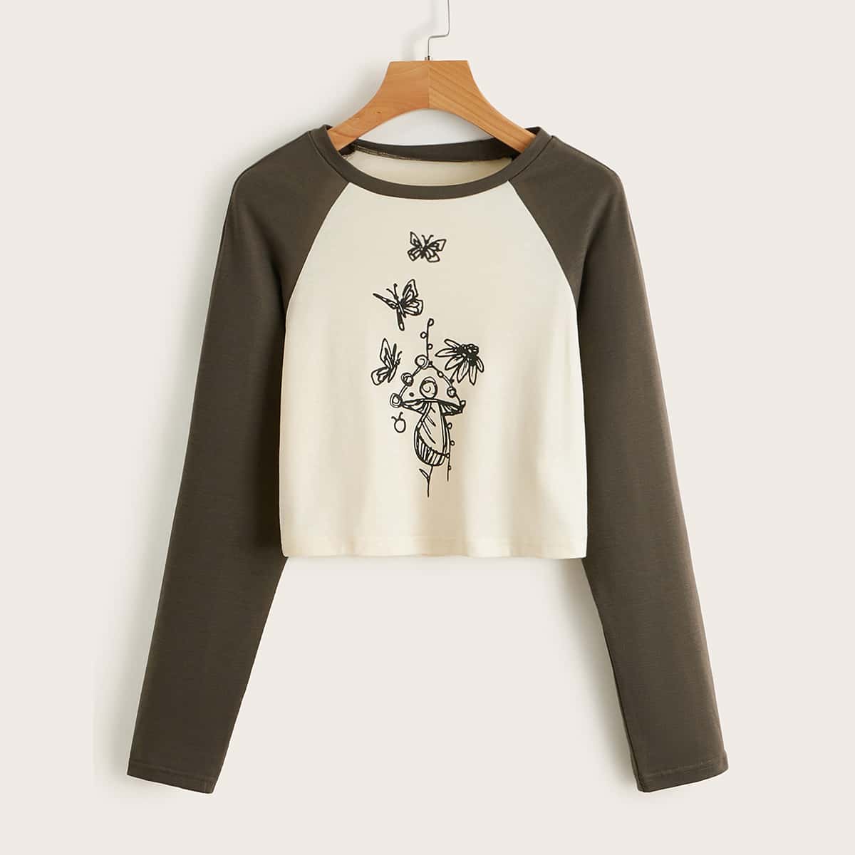 

Butterfly & Mushroom Graphic Baseball Tee, Multicolor